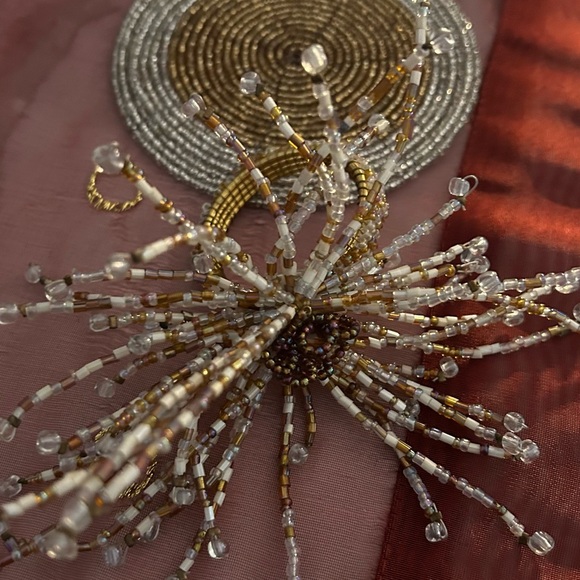 Gorgeous elegant table placemats napkin rings and coasters - Picture 3 of 8